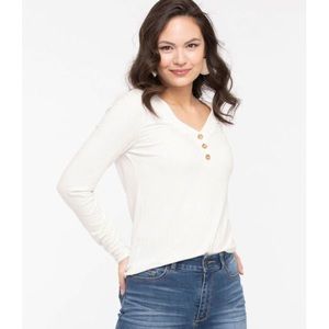 Ricki’s - Long Sleeve Ribbed V-neck Top - Pearl